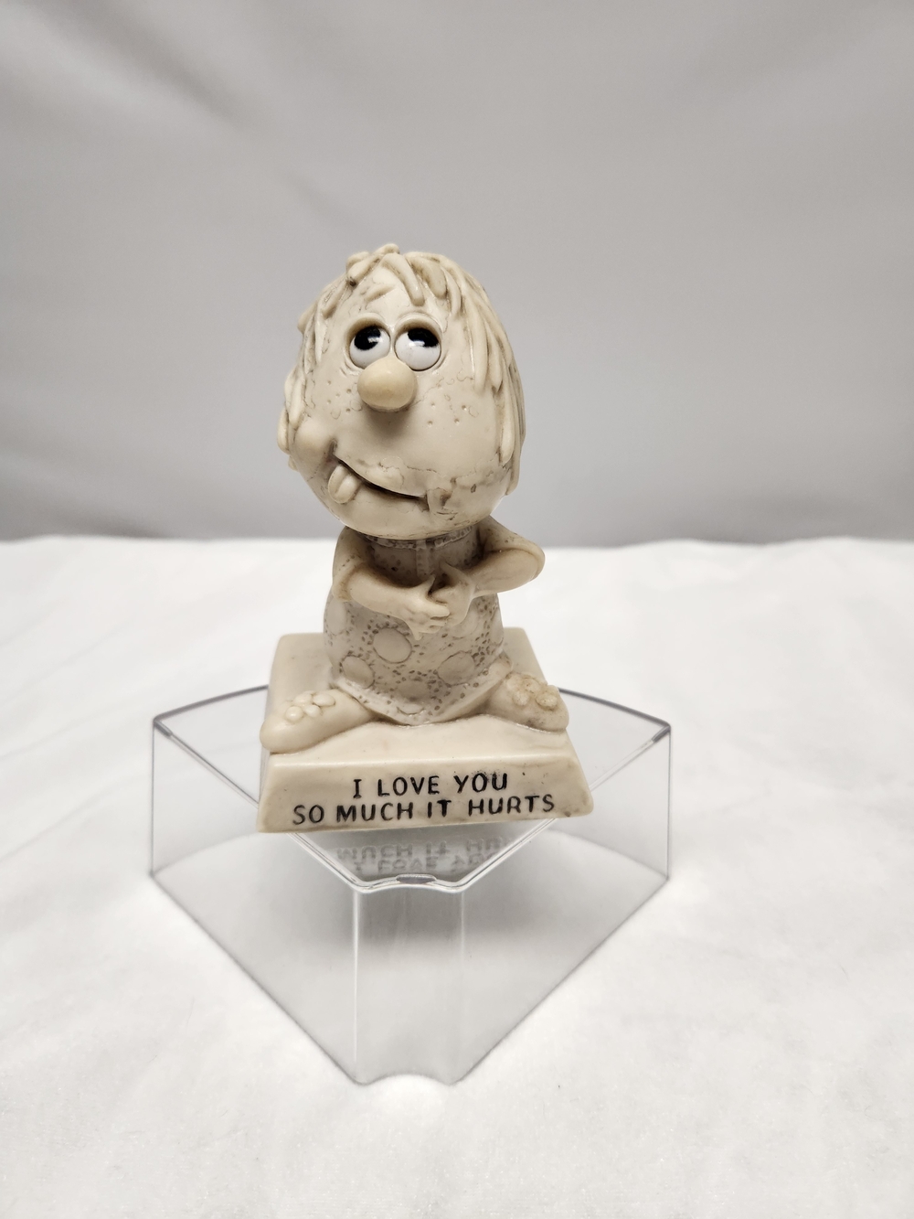 Russ Berrie Cream 'I Love You So Much It Hurts' Figurine